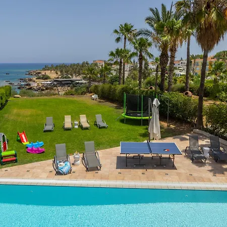 Willa Sunnyvillas: 4br Seafront Villa*private Pool*bw44